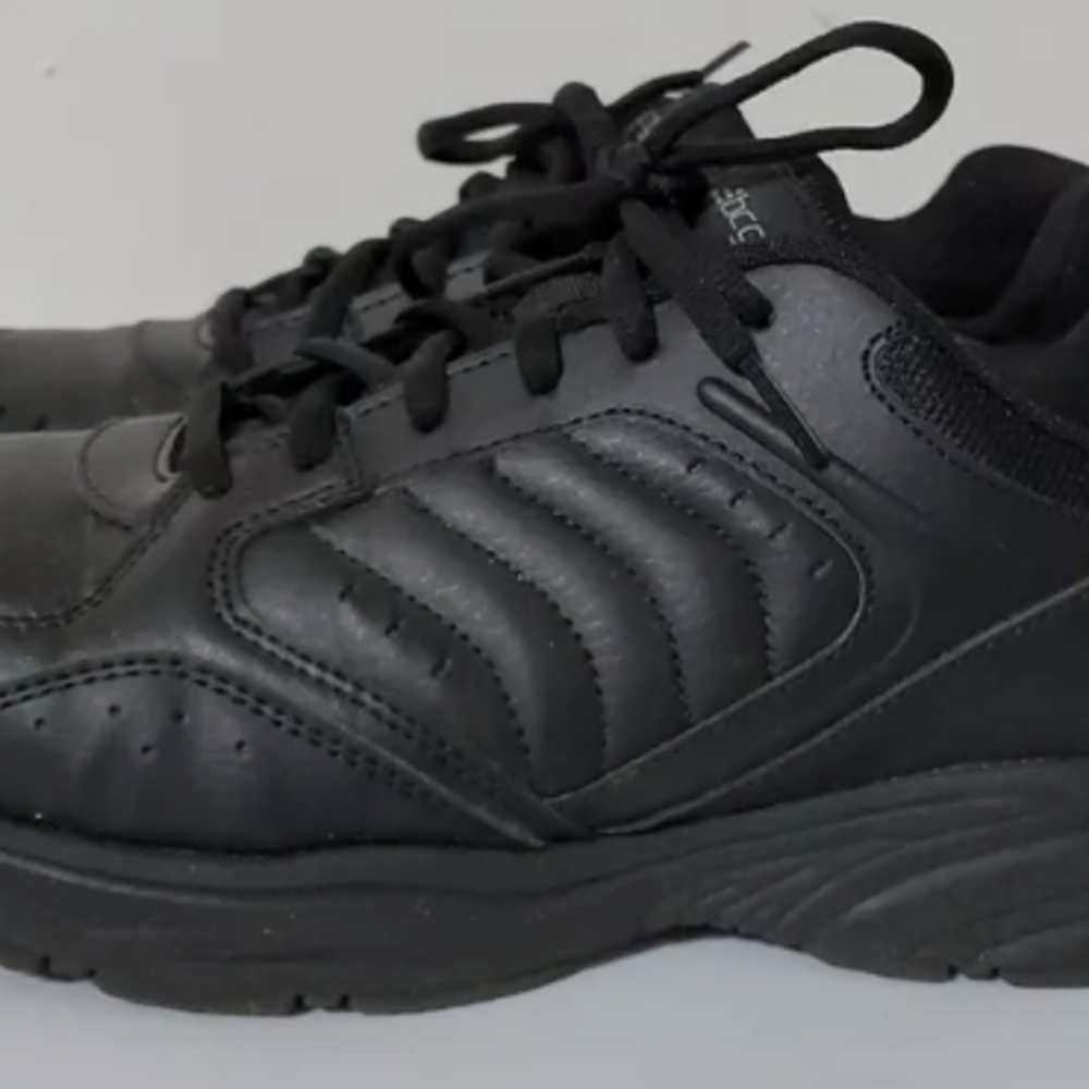 BCG Men's Black Outracer Training Athletic Shoes 9.5 With Memory Foam Insoles.
